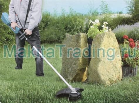 Триммер Makita UR3502: купить в интернет-магазине MAKITA Trading