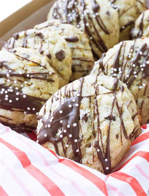 Italian Cannoli Cookies with Chocolate Drizzle - Oat&Sesame