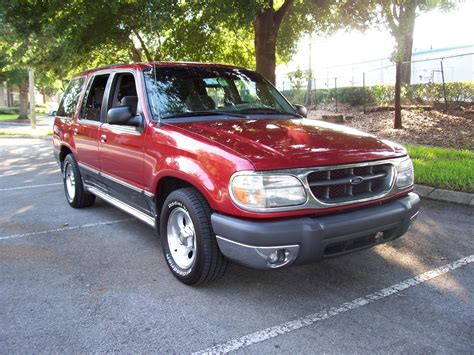 2000 Ford Explorer Test Drive Review - CarGurus.ca