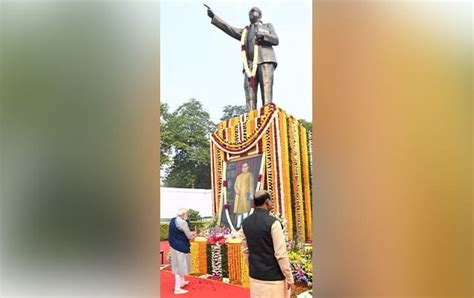 Pm Pays Tributes To Bharat Ratna Babasaheb Dr Bhimrao Ambedkar On