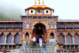 Badrinath Temple Travel Guide - History, Tourist Attractions