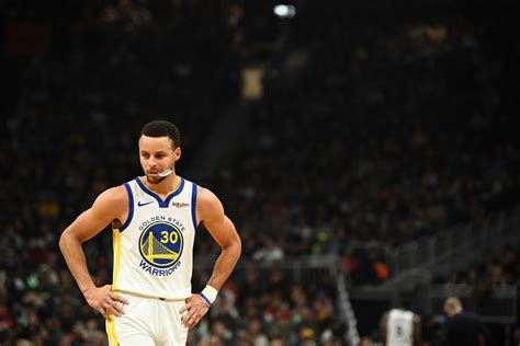 Steph Curry Said He Thinks The Moon Landing Was Faked And People Are Losing Their Damn Minds