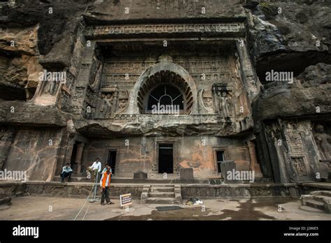 Ajanta cave paintings hi-res stock photography and images - Alamy