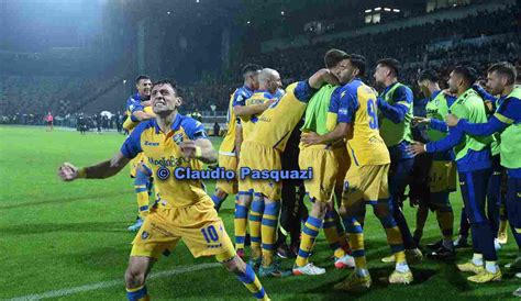 Serie B Spirito Di Squadra E Tenacia Ecco Come Il Frosinone Ha