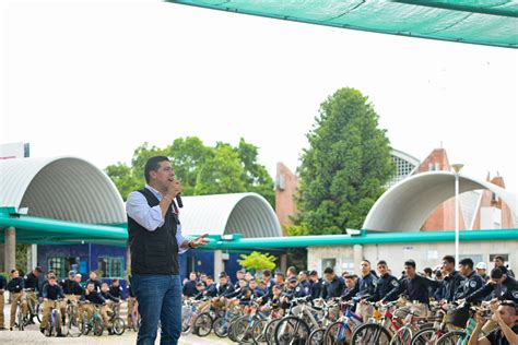 INAUGURA LEO MONTAÑEZ RODADA RALLY JÓVENES POR EL AGUA Sala de