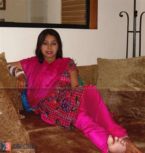 Warm Indian Damsel ZB Porn