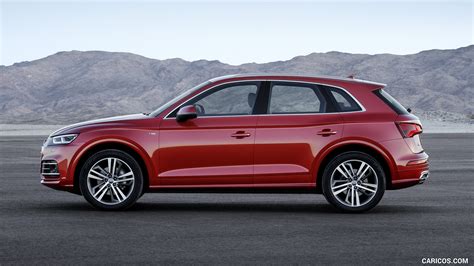 Audi Q5 | 2018MY (Color: Garnet Red) | Side