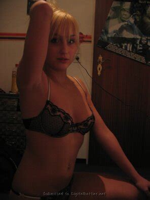 Hot Collection Amateur Girls Lingerie Photo Gallery