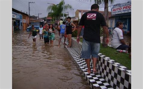 VC no G1 NOTÍCIAS Enchente deixa famílias desabrigadas no Maranhão