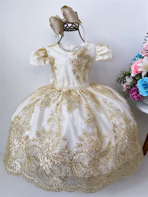 Vestido Infantil Marfim Renda Realeza e Cinto Pérolas Rosa