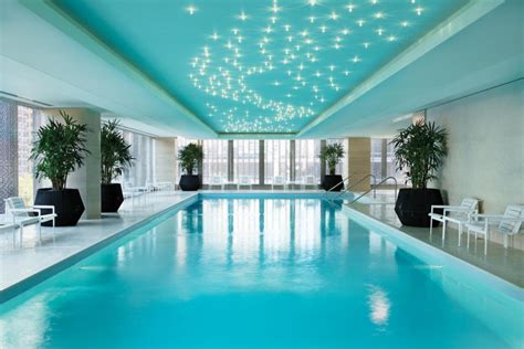 Chicago's top kid-friendly hotel pools | Choose Chicago