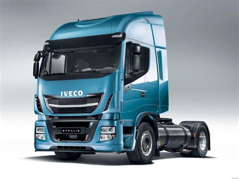 Fotos de Iveco Stralis 400NP 4x2 2016