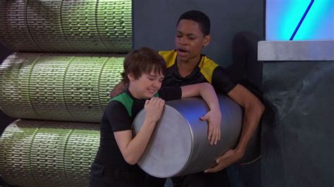 Picture Of Max Charles In Lab Rats Season Ti U