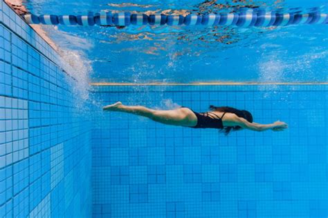 Exerc Cios Para Se Fazer Dentro Da Piscina Saiba A Seguir Em Detalhes