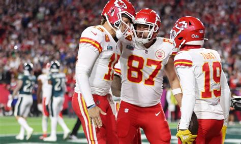 Super Bowl Lvii Chiefs Survive Eagles 38 35