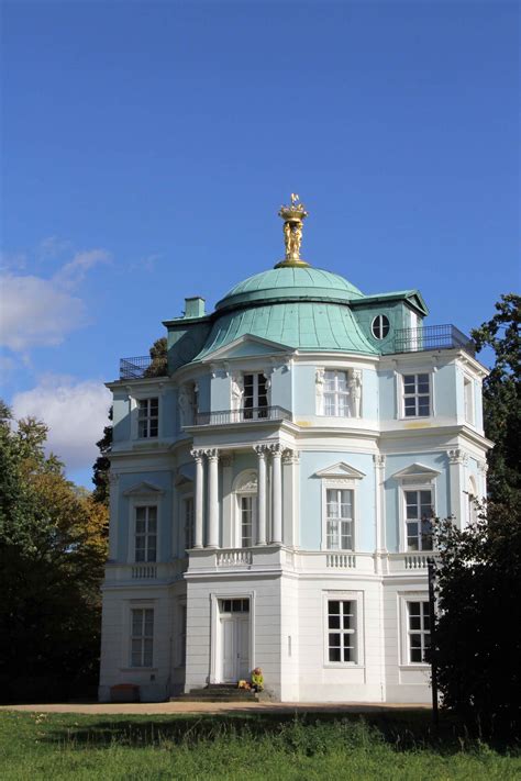 Schloss Charlottenburg - Part 1: The Palace Gardens and Grounds - andBerlin