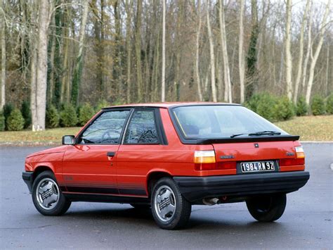 RENAULT 11 3 Door Specs Photos 1983 1984 1985 1986 Autoevolution