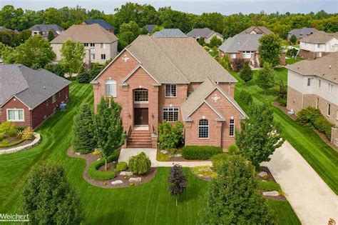 Washington Township Luxury Homes for Sale | Luxury Real Estate | Michigan