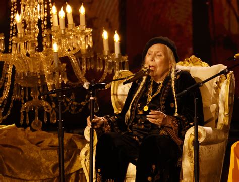 Joni Mitchell Makes Grammys Debut At Age With Rare Touching