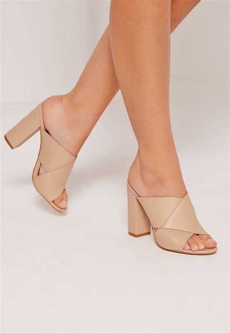 Missguided Cross Strap Block Heeled Sandals Nude Chaussures Femme