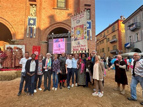 Alba Il Borgo Dei Brichet Vince Il Palio Degli Asini Cuneodice It