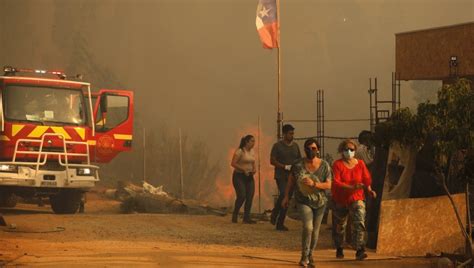 Sigue Alerta Roja En Quilpué Incendio Ya Ha Consumido Más De 2 Mil