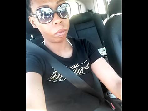 Naughty Ebony Flashes Pussy Outside XNXX