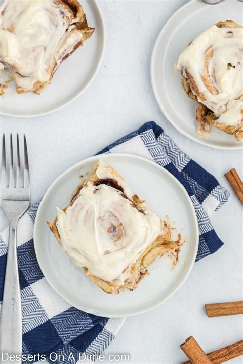 Cinnabon Cinnamon Rolls Recipe (VIDEO) - Desserts on a Dime