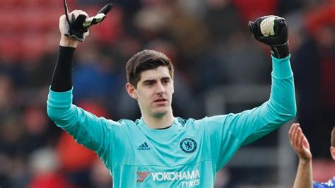 Foto Courtois Beri Sinyal Tinggalkan Chelsea