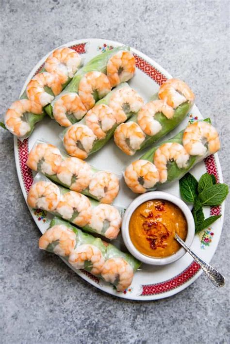 Vietnamese Spring Rolls And Dipping Sauces With Video Lisa Lin