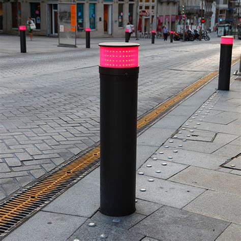 Lighted Traffic Bollards Shelly Lighting