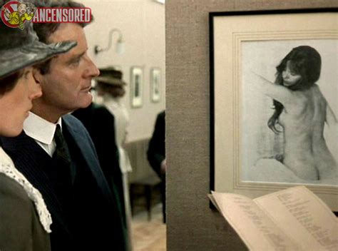 Naked Diane Keaton In Reds