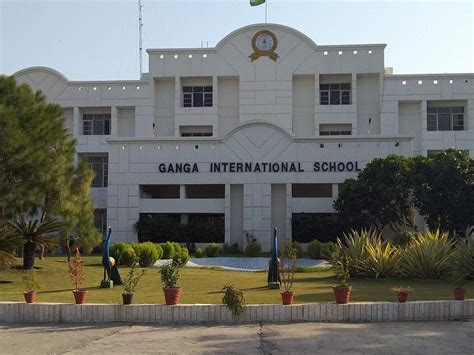 Ganga International School Hiran Kudna Delhi Tarifs Avis Et