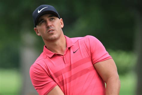 Top Ten Most Handsome Male Golfers - Essential Golf