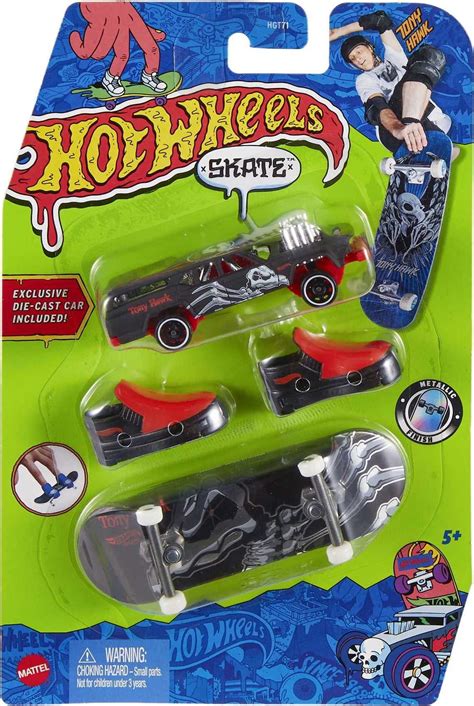 Buy Hot Wheels Skate Collector Set 1 Fingerboard Pair Of Skate Shoes And Car Online At Lowest