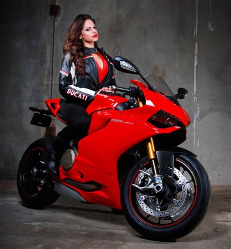 Ducati 1199 Panigale Hd Wallpaper Motorbike Girl Biker Girl Motorcycle Girl