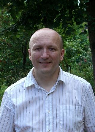 Dr. Martin Felinger: Zur Person