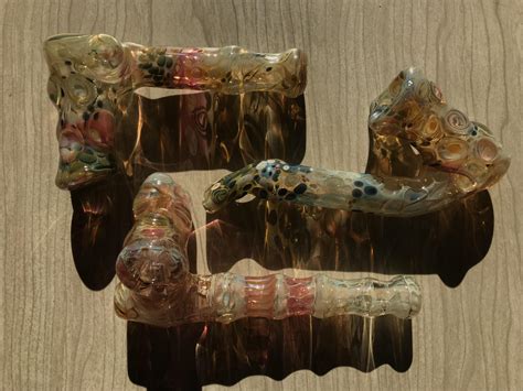 Weed tastes better in clean pipes. : r/weed