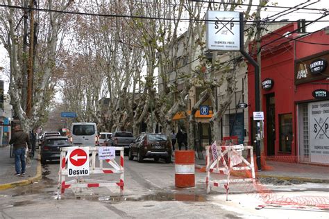 Continúan las obras de bacheo en Monte Grande qué calles están cortadas