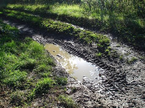 Filemuddy Puddle On Drake Lane Uk 230217