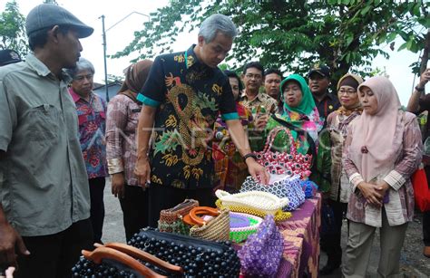 PEMANFAATAN DAUR ULANG SAMPAH ANTARA Foto