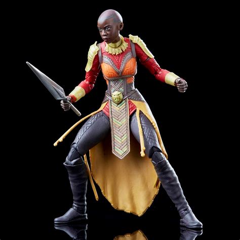 Boneco Marvel Legends Series Pantera Negra Wakanda Forever Okoye