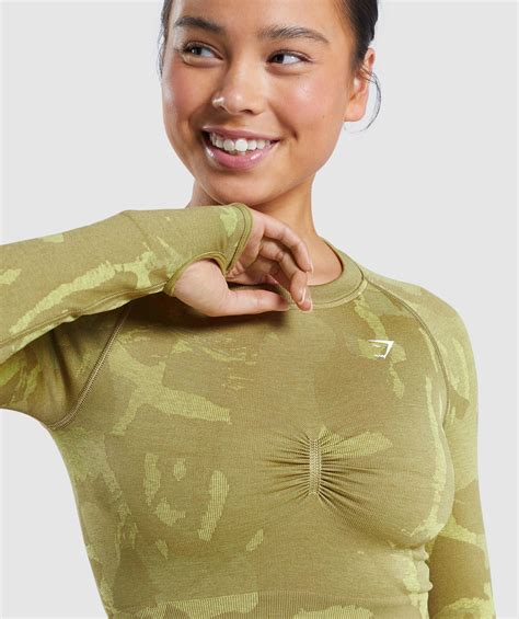 Gymshark Adapt Camo Seamless Long Sleeve Crop Top Savanna Griffin Green Gymshark