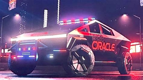 Come Sarebbe Un Tesla Cybertruck Della Polizia Lo Mostra Oracle