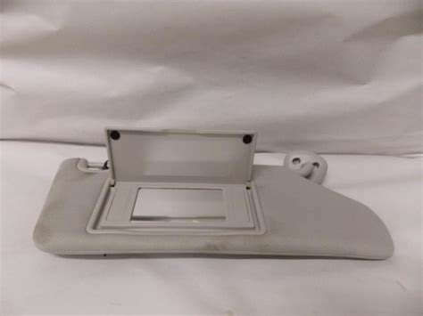 Find Chevy Hhr Right Passenger Sun Visor