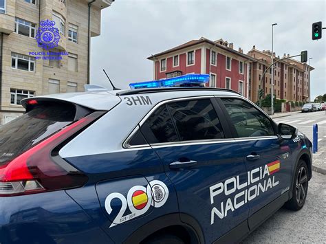 La Policía Nacional 200 Años Al Servicio De España