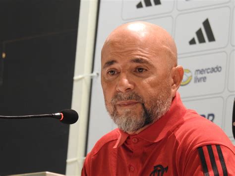 Escala O Do Flamengo Sampaoli Deve Voltar Ao Esquema Dois