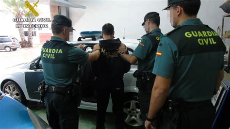 Guardia Civil Detiene Al Presunto Autor De Una Decena De Robos En