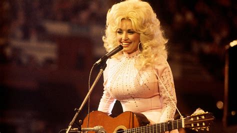 Dolly Parton Fulfills Cancer Patients Dying Wish With Surprise Phone