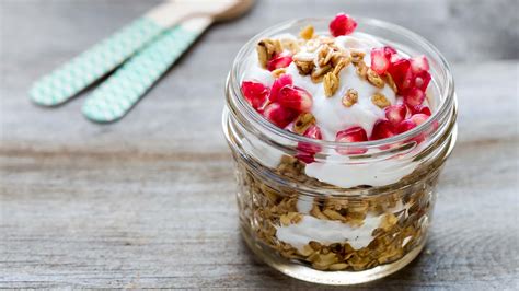 10 healthy lunchbox snacks kids love | Live Better